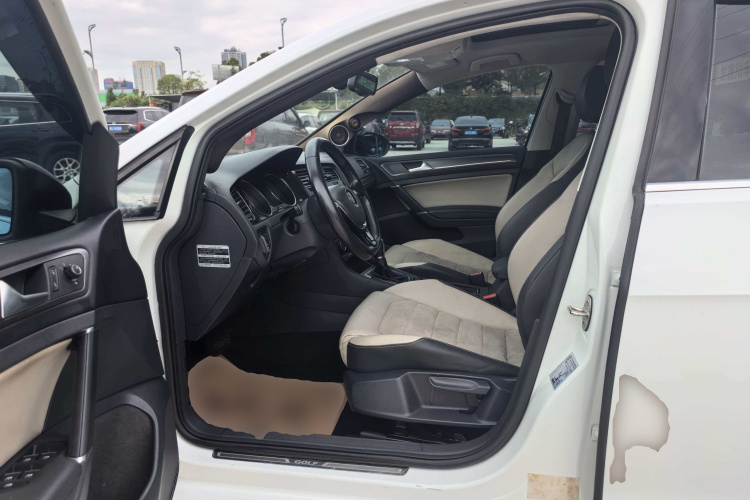 大众 高尔夫 2017款 230TSI 自动豪华百万辆纪念版中控内饰19