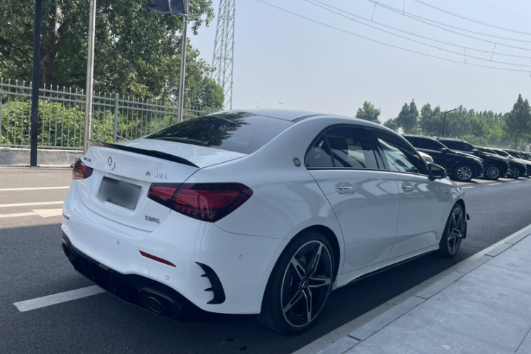 奔驰A级AMG 2025款 AMG A 35 L 4MATIC车身外观6004
