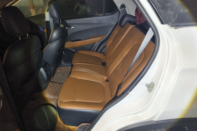 宝骏510 2017款 1.5L 手动豪华型中控内饰21