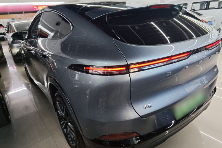 小鹏G6 2023款 580 长续航 Pro车身外观4