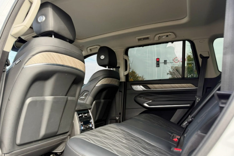 坦克500 2022款 3.0T 运动版 造境型 7座中控内饰7007