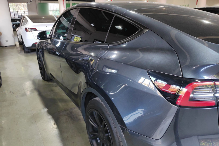 特斯拉 Model Y 2024款 后轮驱动版车身外观6003