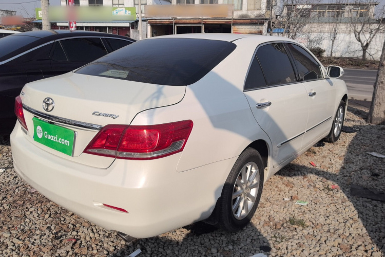 丰田 凯美瑞 2013款 200G 经典豪华版车身外观7