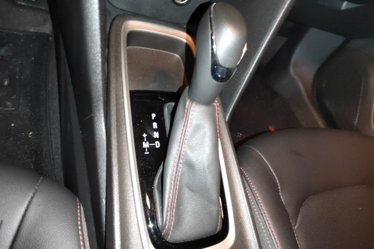 雪佛兰 科鲁泽 2022款 轻混 RS 330T 自动畅快版局部细节18