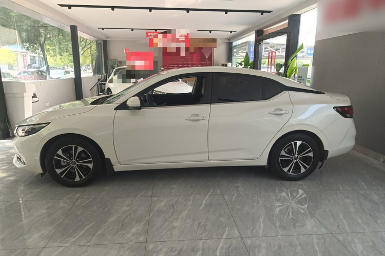 日产 轩逸 2022款 1.6L XL CVT悦享版车身外观4