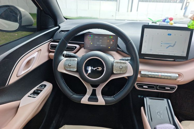 比亚迪 海鸥 2025款 305km 自由版中控内饰13