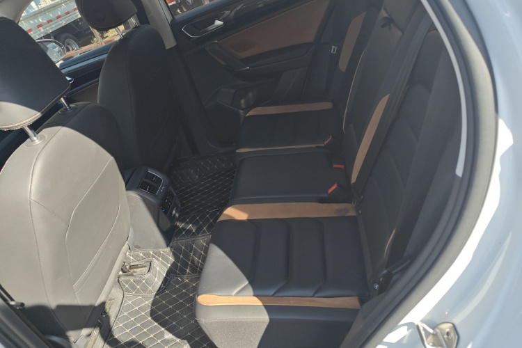 大众 探岳 2020款 330TSI 两驱豪华智联版中控内饰21