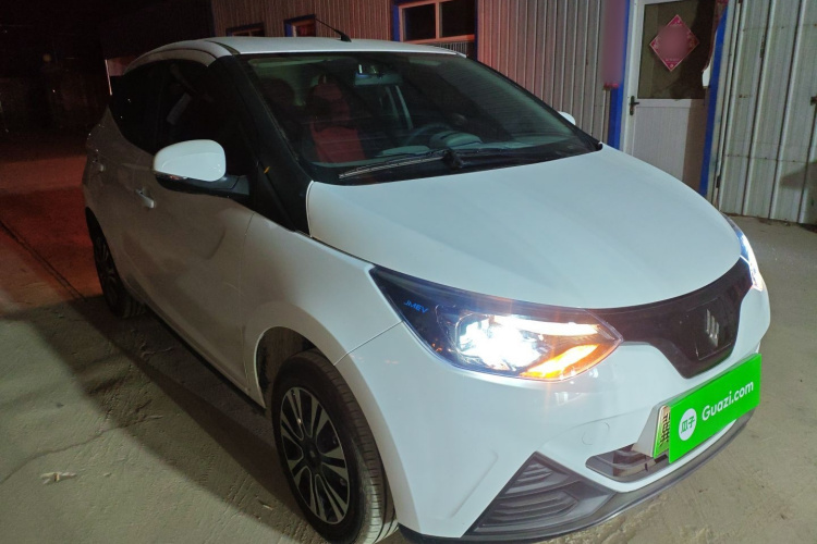 江铃集团新能源 易至EV2 2024款 201km 舒适型车身外观3