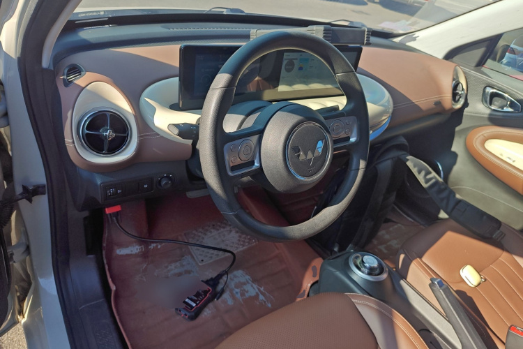 五菱汽车 五菱缤果 2023款 203km 舒享款中控内饰12