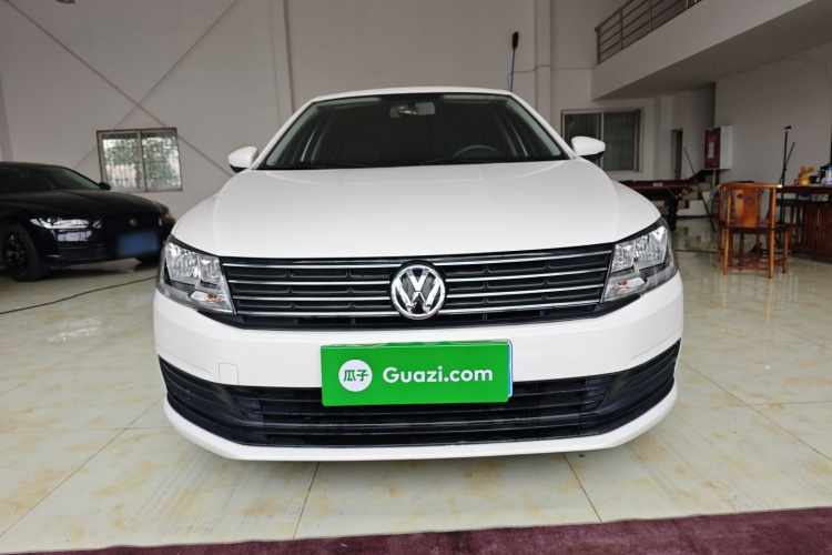 大众 朗逸 2017款 1.6L 自动风尚版车身外观2