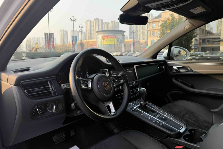 保时捷 2021款 Macan 2.0T中控内饰7004