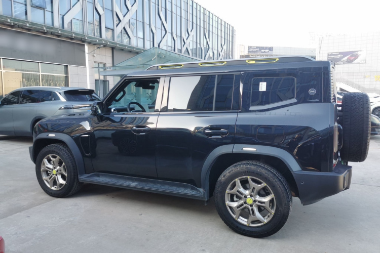 捷途旅行者 2023款 2.0T 四驱征服PRO车身外观4