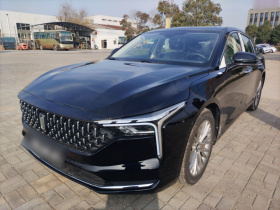 奔腾B70 2025款 龙耀版 1.5T 质享型