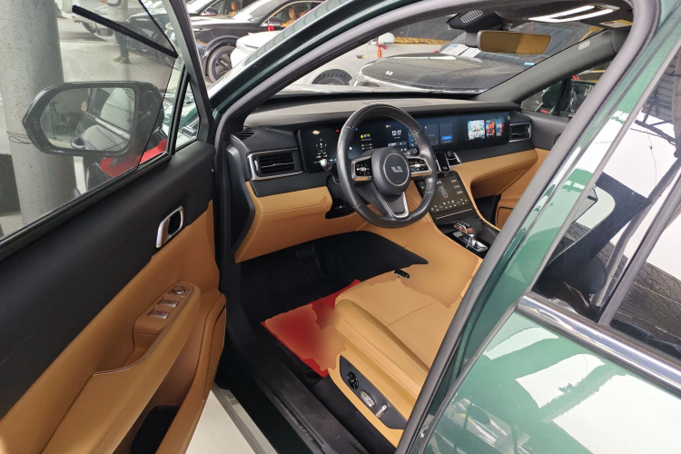 理想汽车 理想ONE 2021款 增程6座版中控内饰20