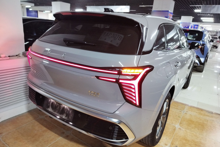 红旗HS3 PHEV 2024款 PHEV 115km 劲为版车身外观7