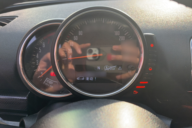 MINI Clubman 2016款 1.5T COOPER局部细节14