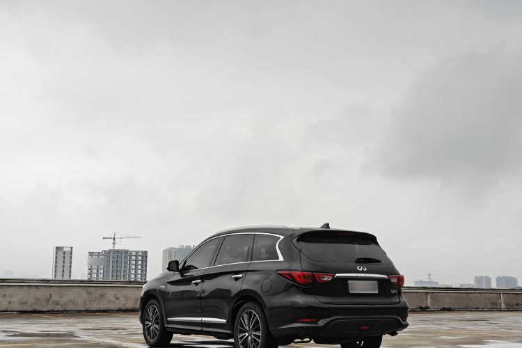 英菲尼迪QX60(进口) 2018款 2.5 S/C Hybrid 两驱卓越版 国VI车身外观6007