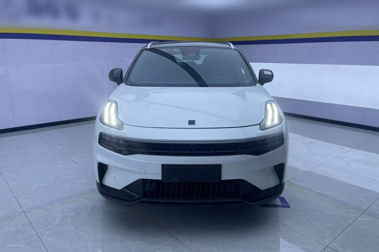 领克06 2023款 Remix 1.5T 劲Halo车身外观2