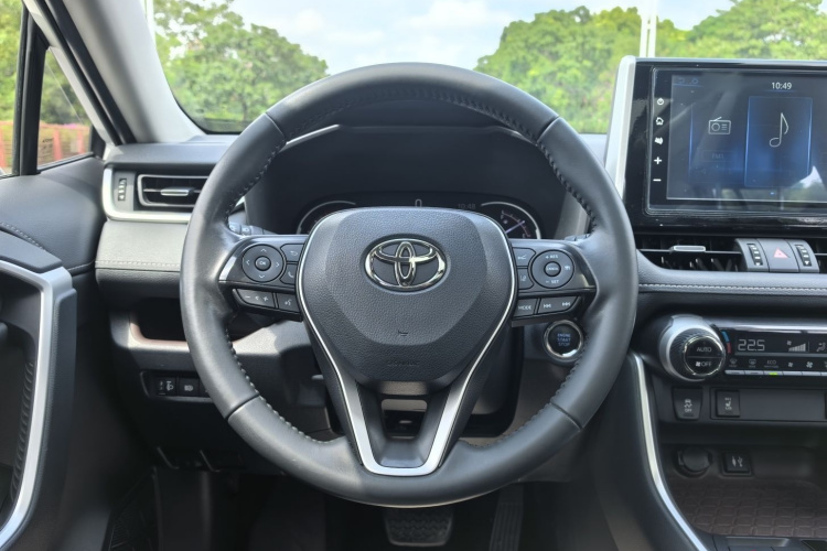 丰田 RAV4荣放 2020款 2.0L CVT四驱尊贵版中控内饰7005