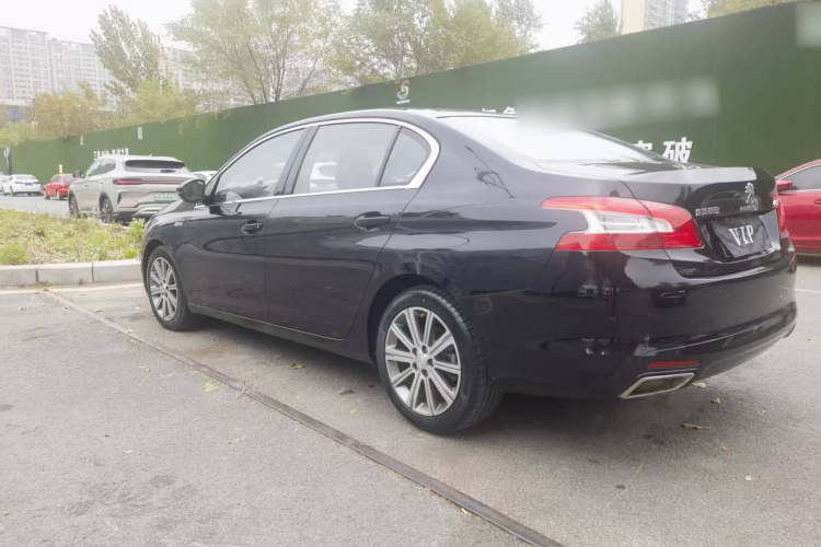 标致408 2016款 1.6T 自动豪华版车身外观6005