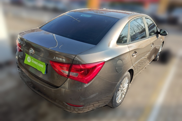 别克 英朗 2015款 15N 自动精英型车身外观7