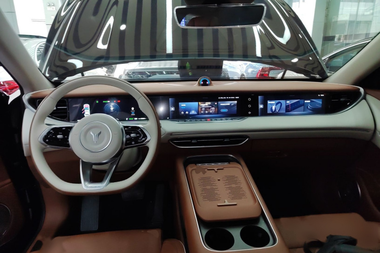 岚图汽车 岚图FREE 2024款 超长续航智驾版中控内饰7002