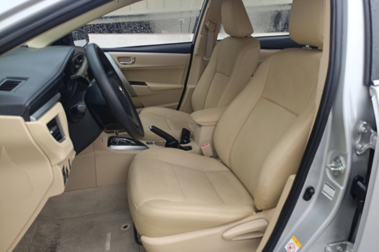 丰田 卡罗拉 2017款 1.2T CVT GL局部细节19