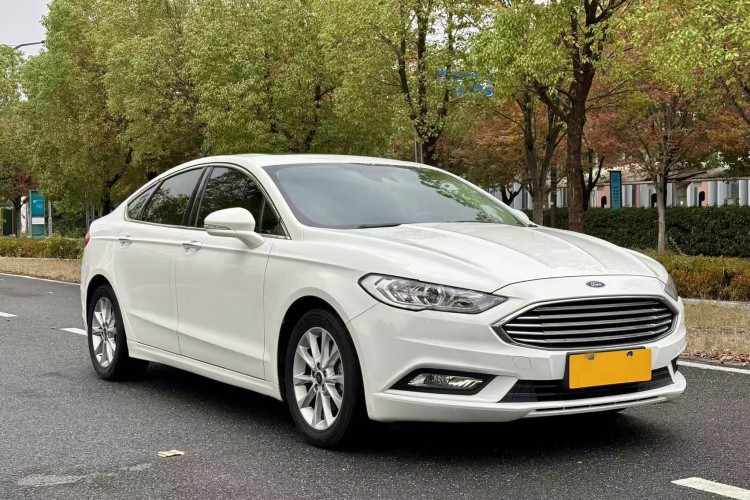 福特 蒙迪欧 2017款 EcoBoost 200 时尚型车身外观6004