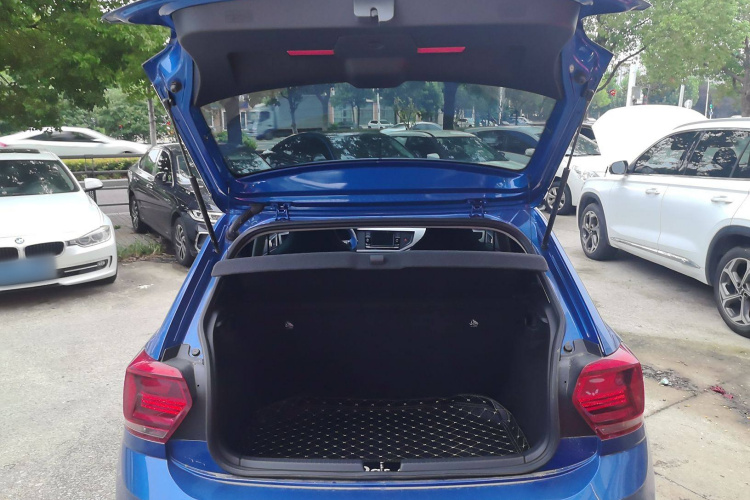 大众 Polo 2019款 Plus 1.5L 自动全景乐享版中控内饰23