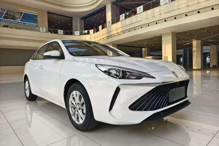 荣威i5 2024款 1.5L CVT尊荣版车身外观6001