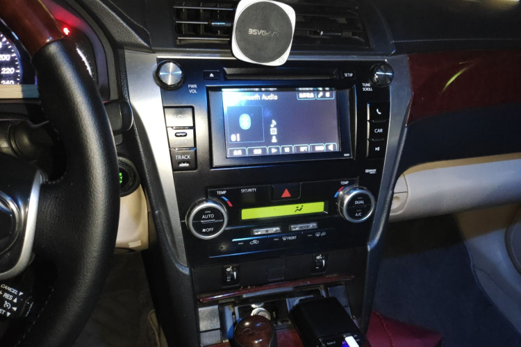 丰田 凯美瑞 2012款 2.5G 豪华版局部细节16