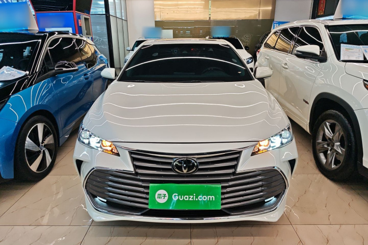 丰田 亚洲龙 2019款 2.0L 豪华版 国VI车身外观2