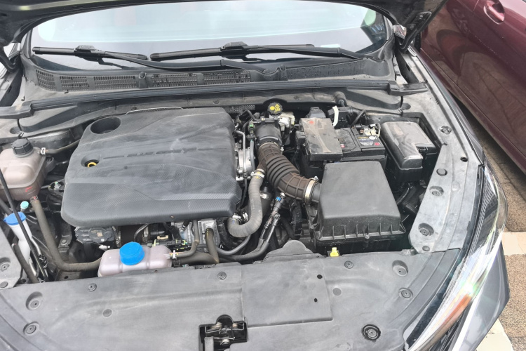 长安 逸动 2023款 畅享版 PLUS 蓝鲸NE 1.4T GDI DCT尊贵版机舱底盘24