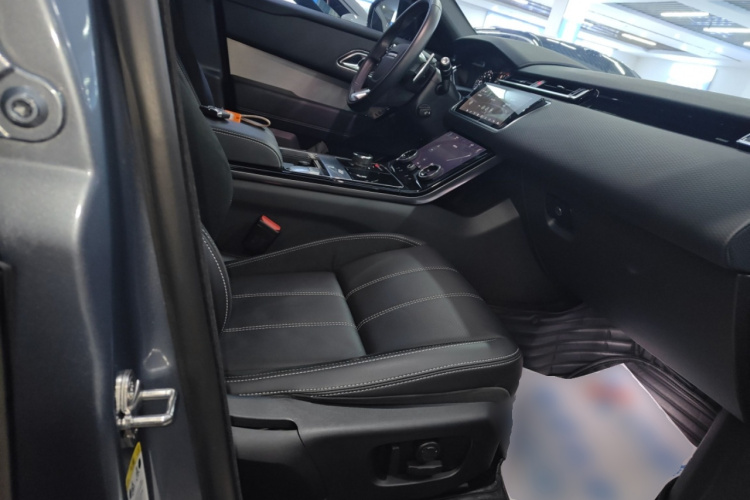 路虎 揽胜星脉 2020款 P250 R-DYNAMIC S局部细节41