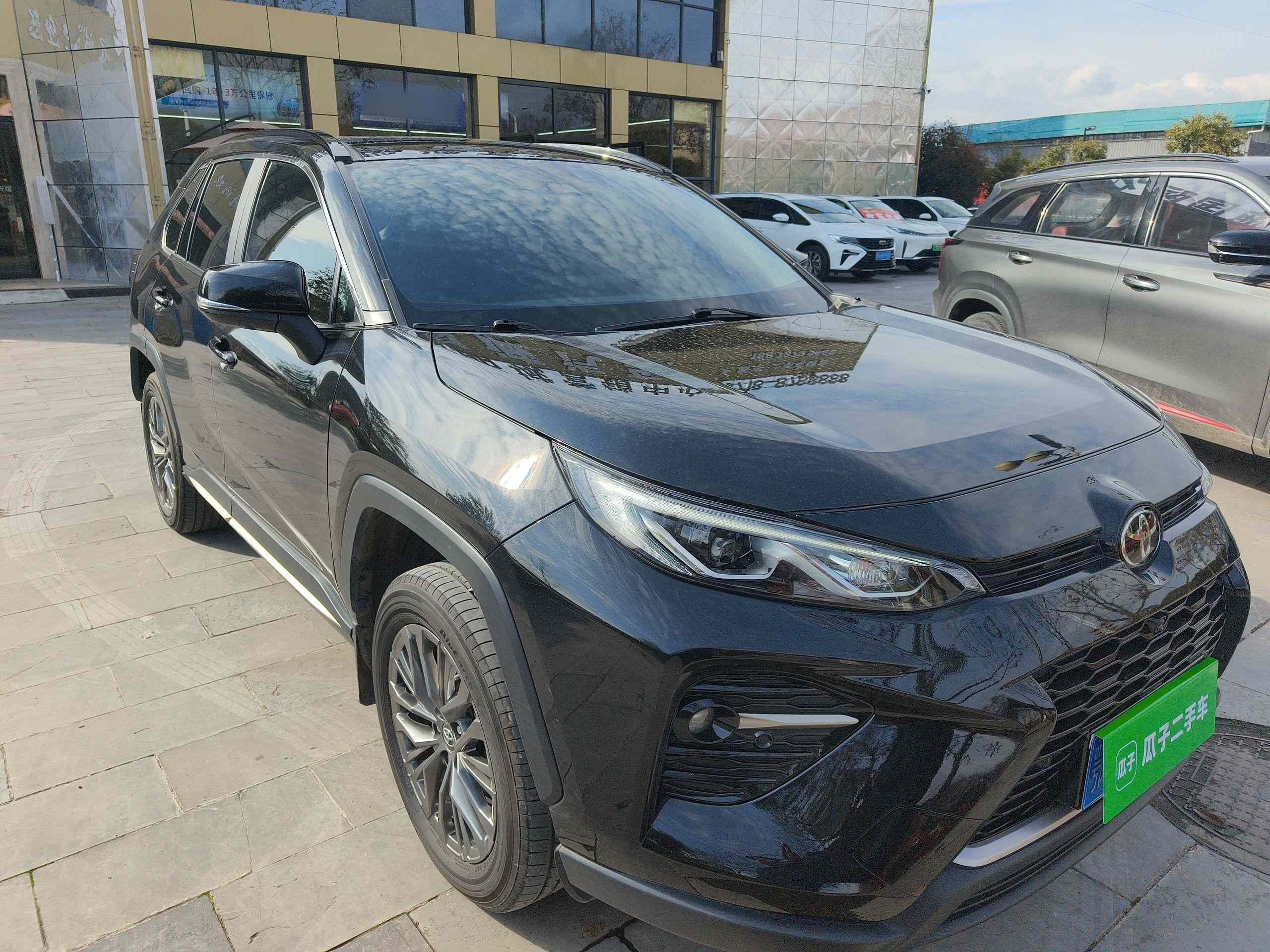 丰田 威兰达 2023款 2.0L CVT四驱豪华PLUS版(5)