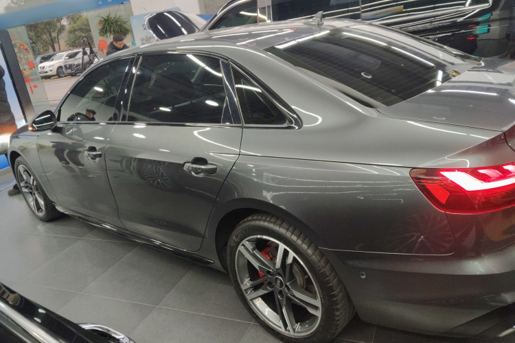 奥迪A4L 2020款 40 TFSI 时尚动感型车身外观6003