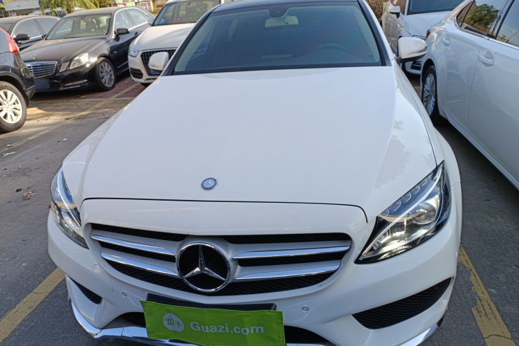奔驰C级 2016款 C 200 L 运动型车身外观2