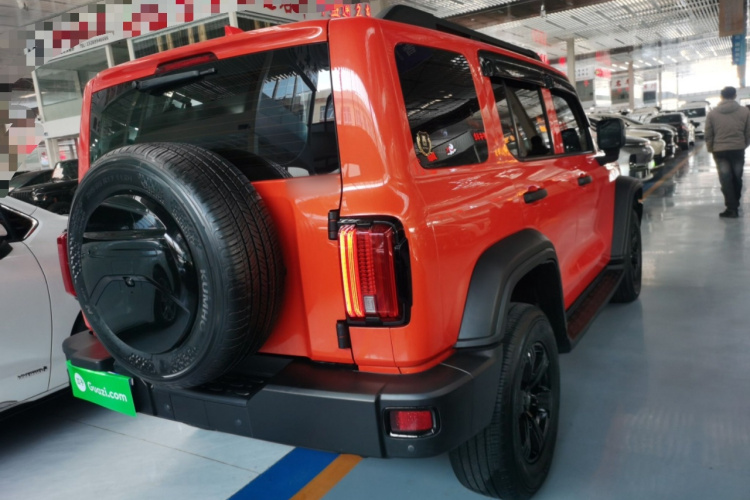 坦克300 2021款 越野版 2.0T 征服者车身外观6005