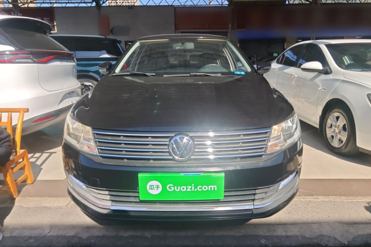 大众 朗逸 2015款 1.6L 手动风尚版车身外观2