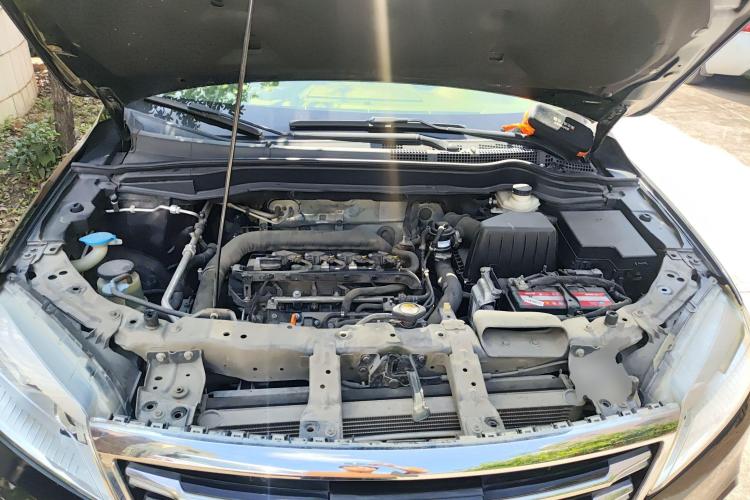 哈弗H6 2017款 改款红标 运动版 1.5T 自动两驱豪华型机舱底盘24