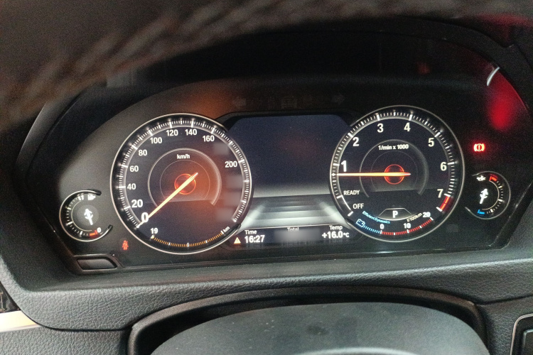 宝马3系 2018款 320Li 领先型M运动套装局部细节14