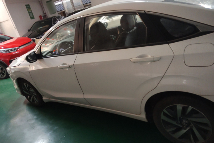 本田 凌派 2019款 180Turbo CVT舒适版 国V车身外观4