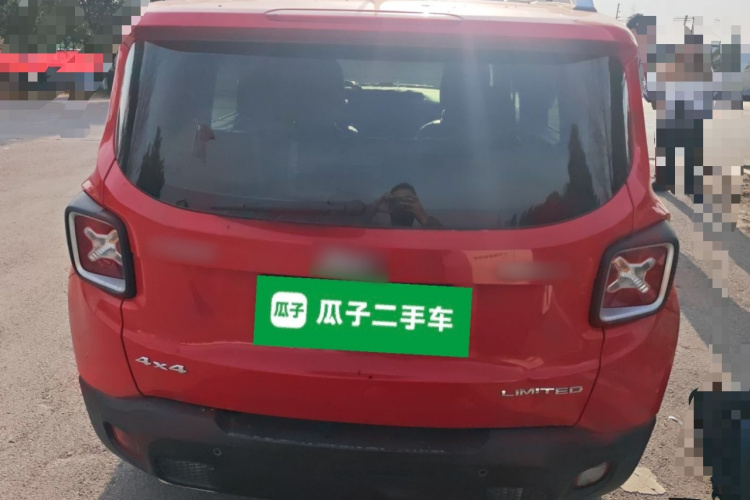 Jeep 自由侠 2017款  180TS 自动四驱全能敞篷版车身外观6004