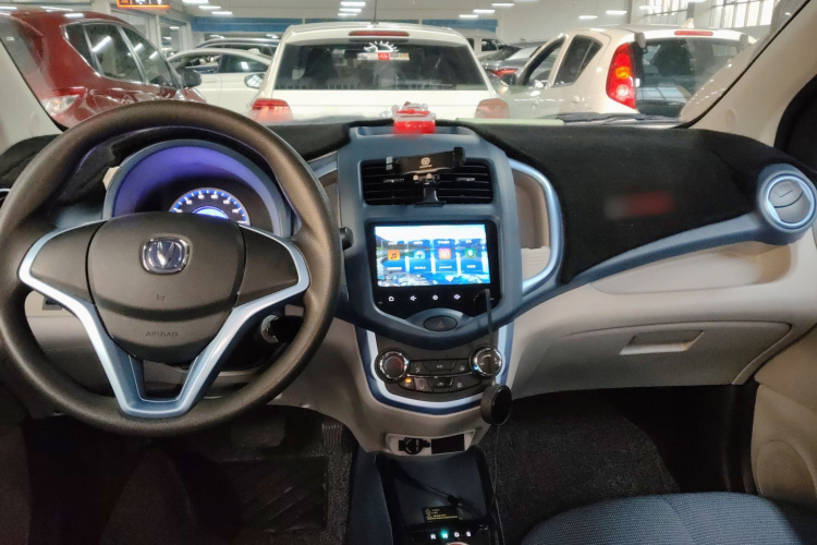 长安欧尚 奔奔E-Star 2021款 国民版 多彩款 磷酸铁锂（31.86kWh）中控内饰12