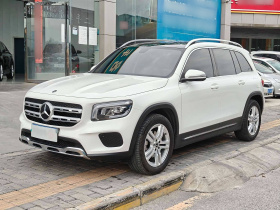 奔驰GLB 2023款 GLB 200 动感型