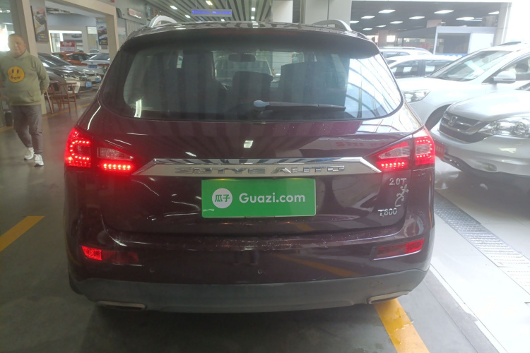 众泰T600 2015款 2.0T DCT尊贵型车身外观6