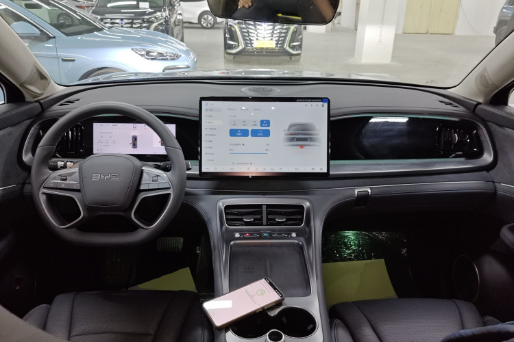 比亚迪 海狮07 DM-i 2025款 150 领航+版中控内饰7002