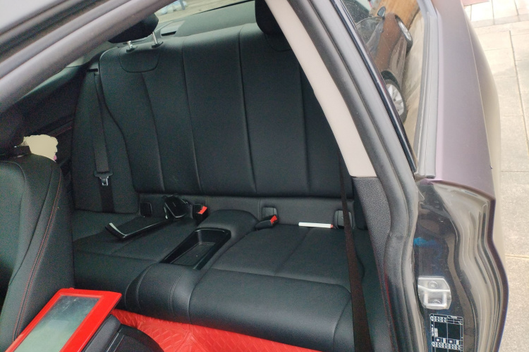 宝马2系(进口) 2019款 225i 运动设计套装中控内饰7004