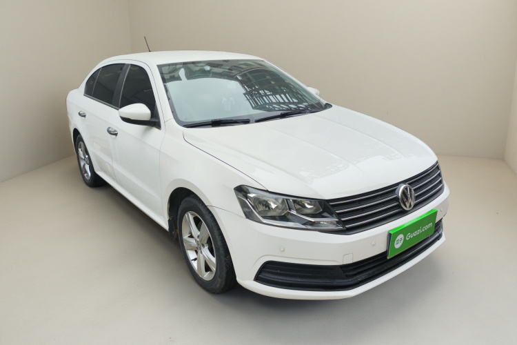 大众 朗逸 2017款 1.6L 手动风尚版车身外观3