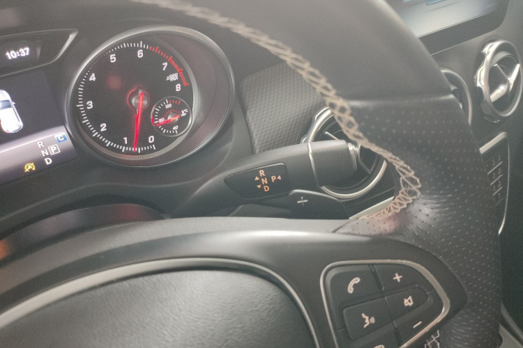 奔驰GLA 2017款 GLA 200 动感型局部细节18